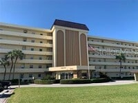 Building Photo - 4650 Cove Cir