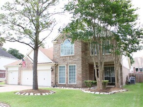 Building Photo - 4 Bedroom, 3 Car Garage Single Family Home in League City