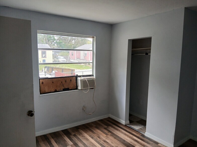 Building Photo - 18 Wolfe Dr