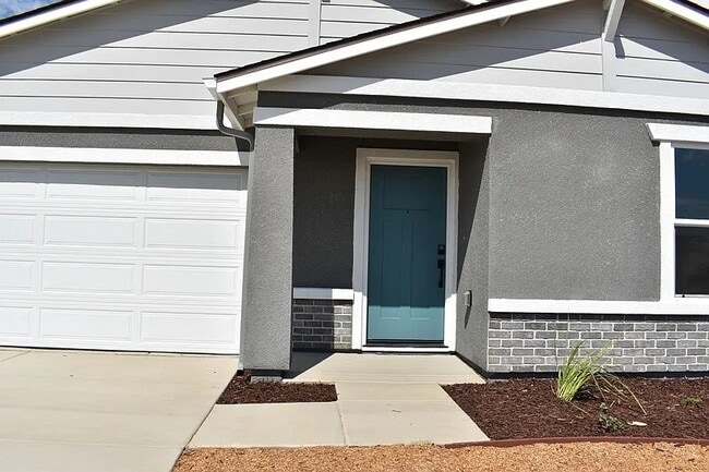 Building Photo - 685 Marshall Ln