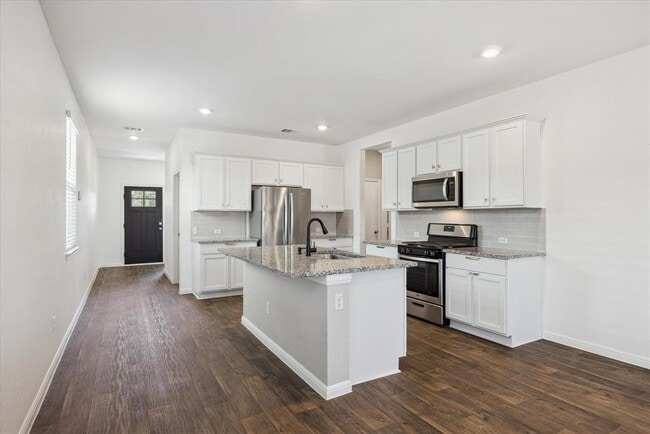 Building Photo - 220 Tributary Way