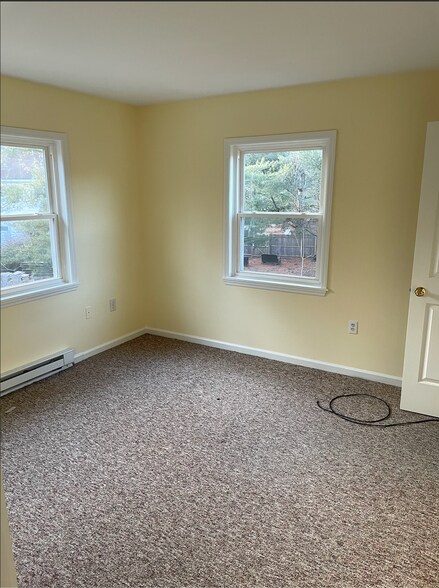 Building Photo - 23 Woodridge Cir