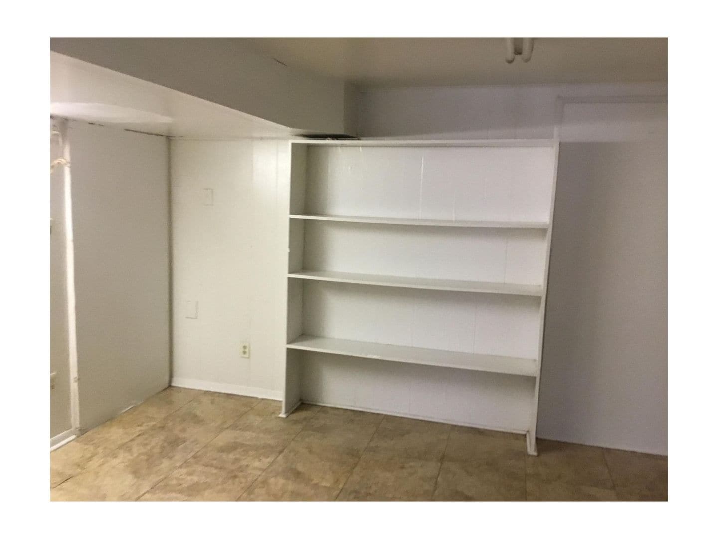 Building Photo - 1016 Greens Lake Rd