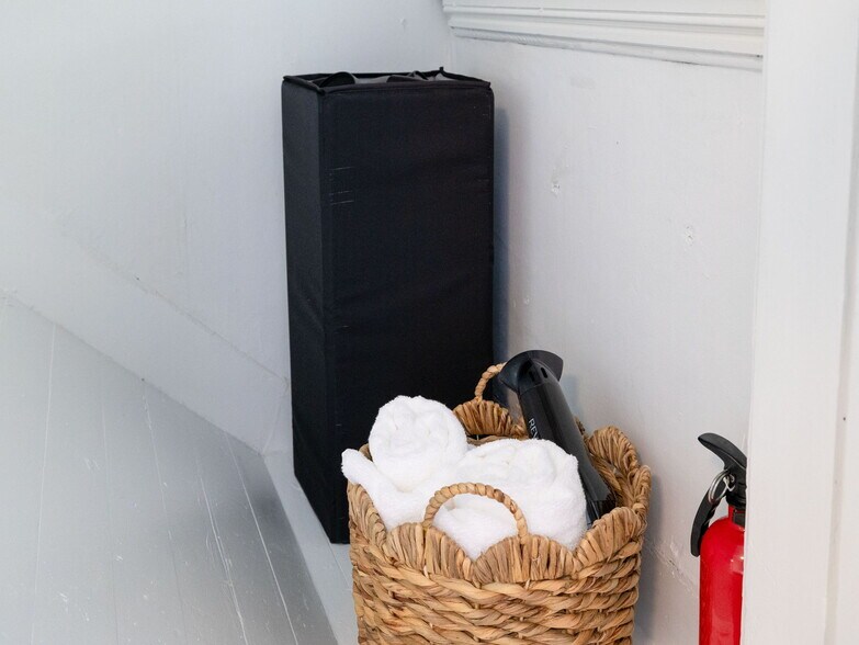 Building Photo - 1212 Broadway