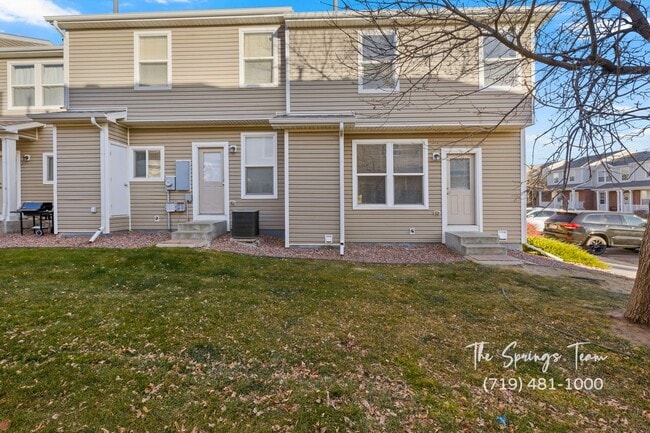 Building Photo - SPACIOUS 3BD/2.5BA TOWNHOME at THE BLUFFS AT SPRING CREEK with A/C **$500 move-in credit with a 1...