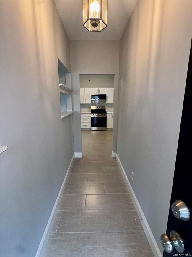 Building Photo - 68 Wolfle St