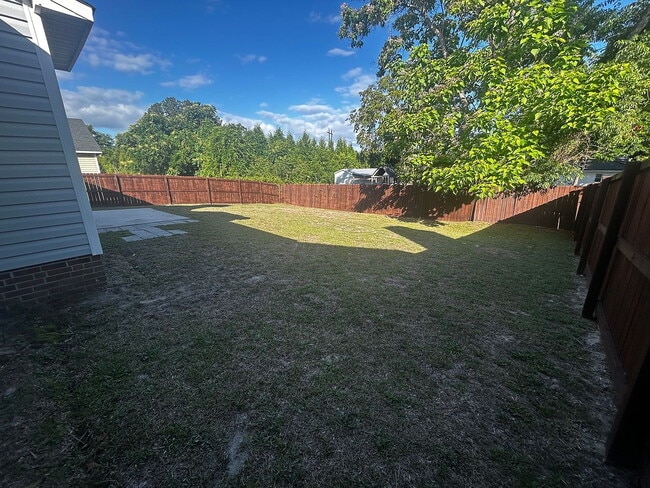 Building Photo - Single Family Home