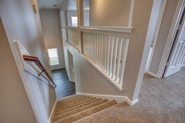 Building Photo - 25127 Florina Ranch Dr
