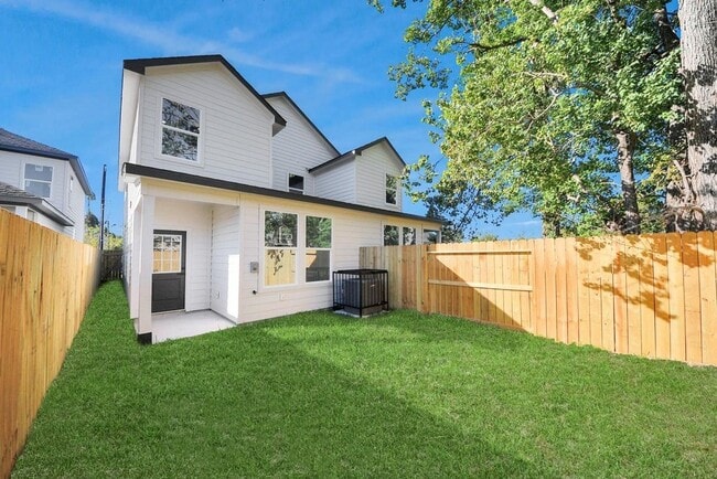 Building Photo - 7973 Joy St