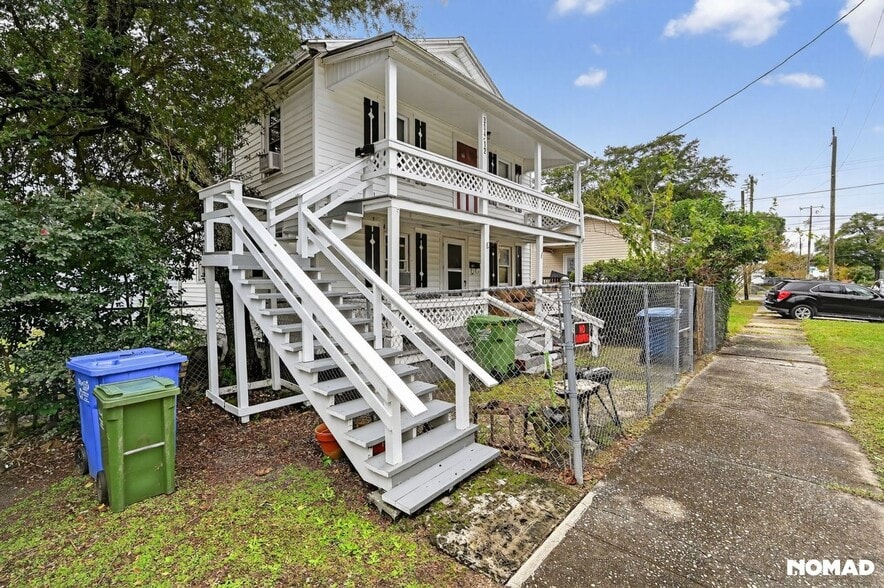 Building Photo - 304 1/2 Marstellar St