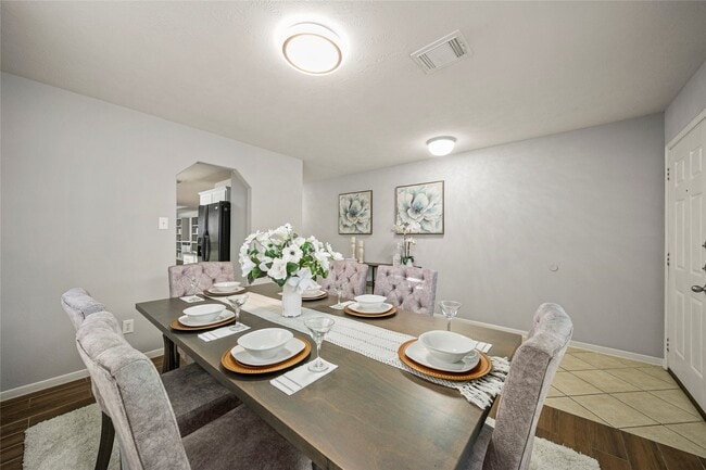 Building Photo - 24627 Cornell Park Ln