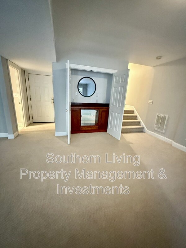 Building Photo - 1806 Asbury Hall Ct