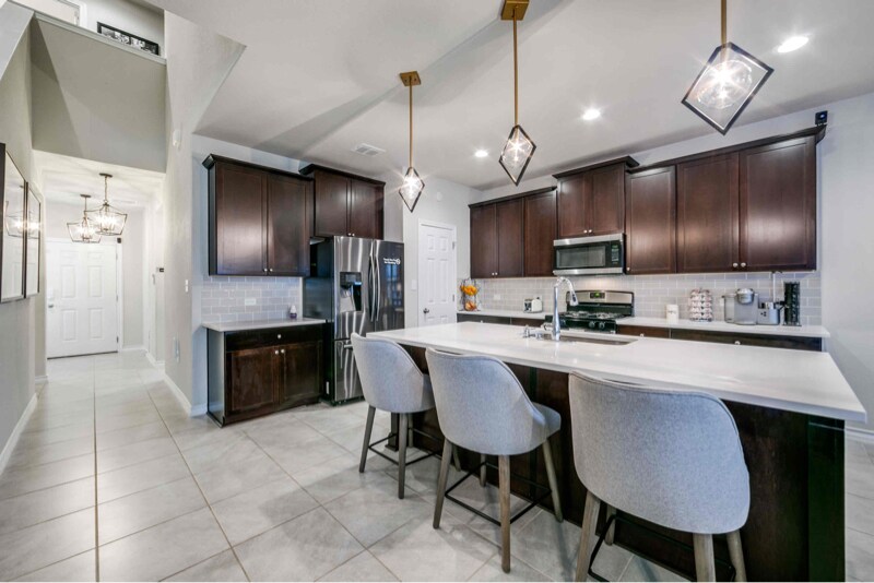 Building Photo - 10434 Francisco Way