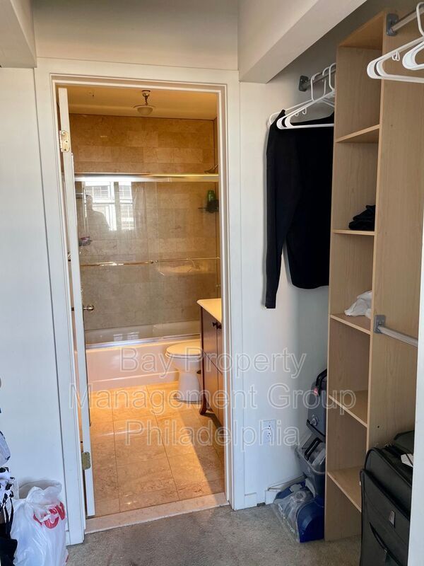 Building Photo - 3 N Christopher Columbus Blvd