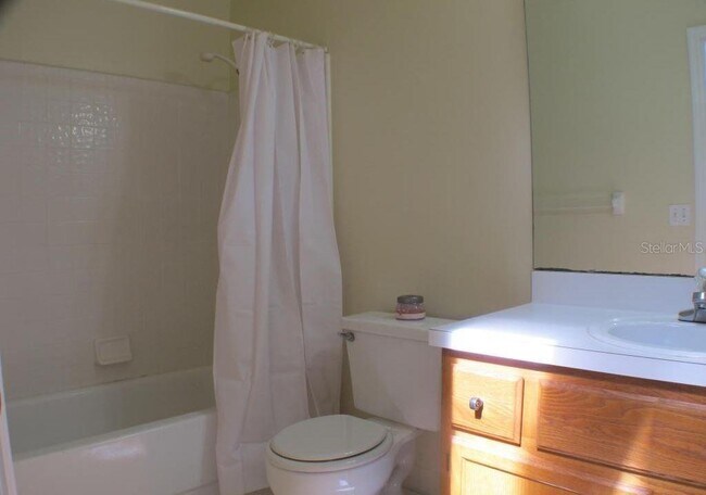 Building Photo - 5205 SW 97th Dr
