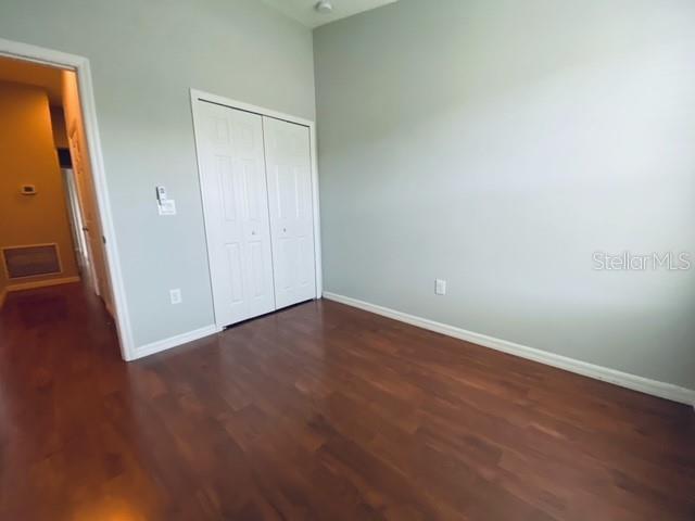 Building Photo - 6842 40th Ln N