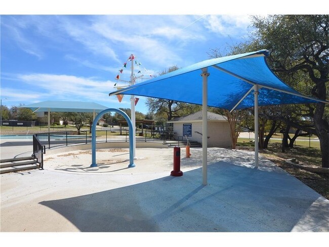 Building Photo - 809 Chiselpoint Cove