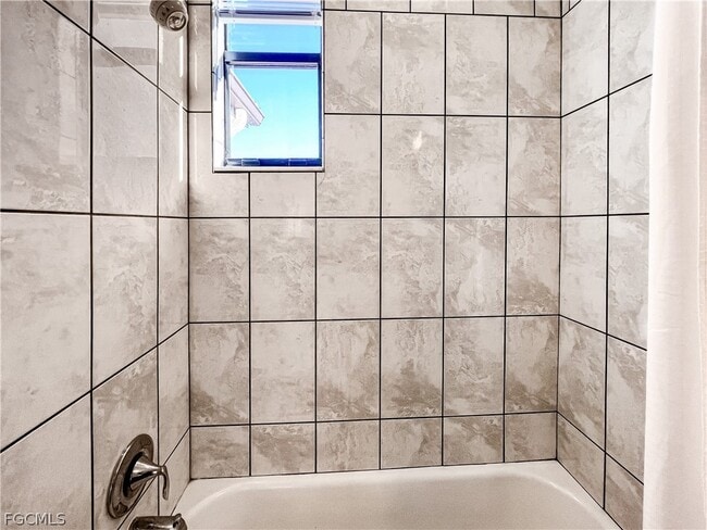 Building Photo - 9452 Montebello Way