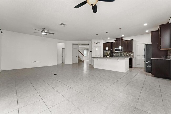 Building Photo - 11472 Wakeworth St