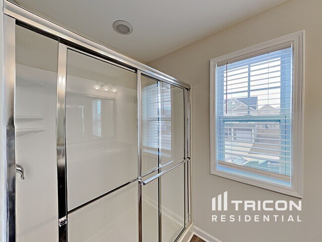 Building Photo - 937 Dawsons Park Wy