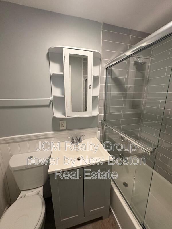 Building Photo - 56 Johnson St