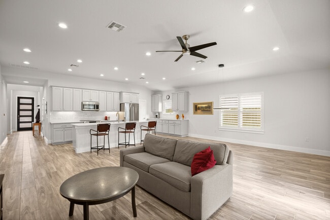 Building Photo - 9825 Evening Canopy Dr
