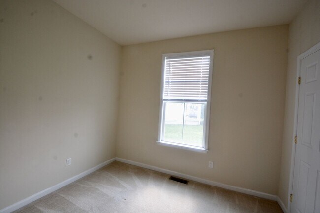 Building Photo - 181 Boggs Run