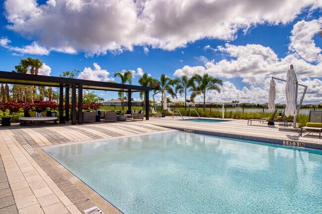 Building Photo - 10407 SW Aquila Wy