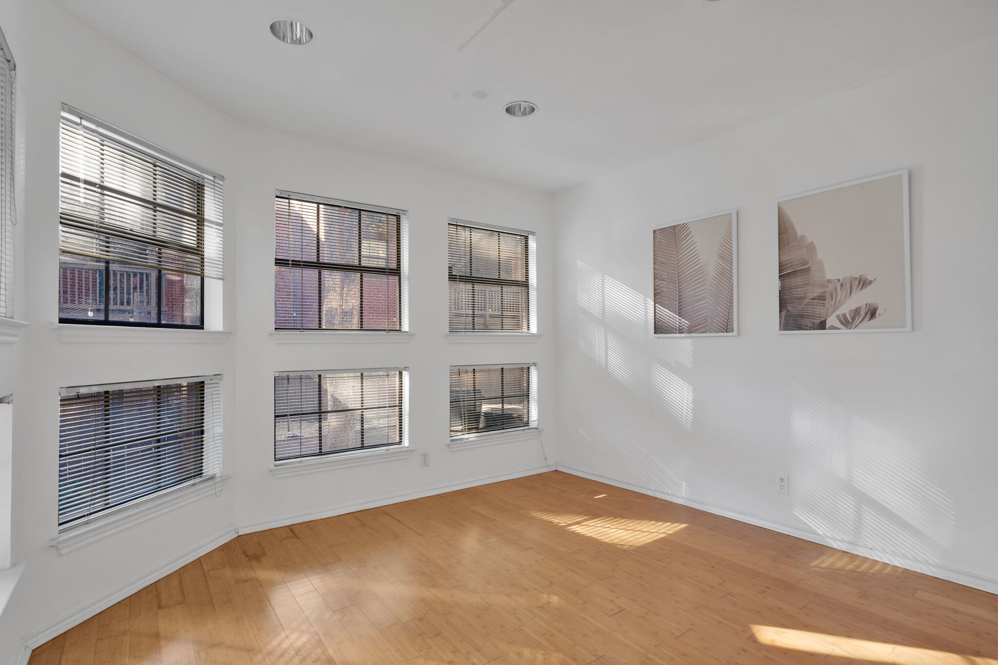 Building Photo - 7930 Roanoke Run