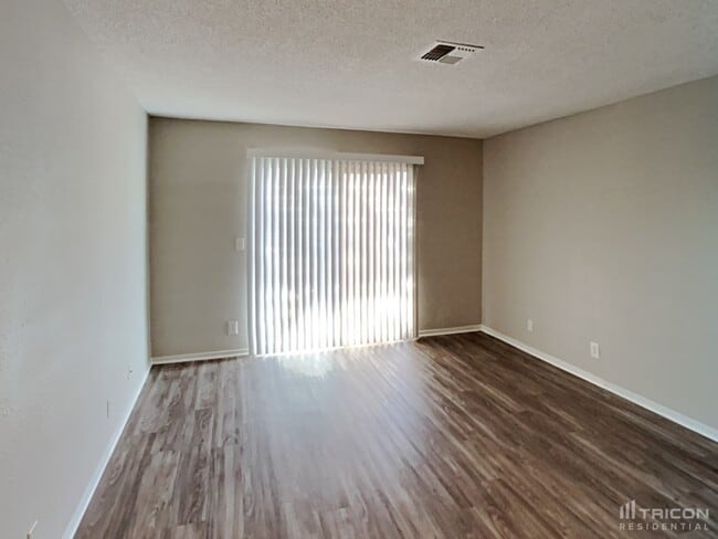 Building Photo - 6649 Gazelle Dr
