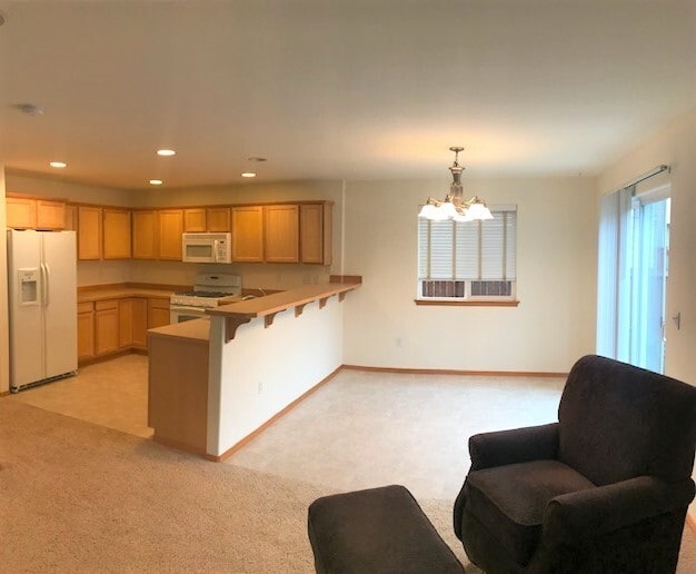 Building Photo - Mill Creek Beauty-Newly Updated and Rent Ready!