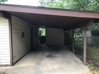 Building Photo - 1063 Capri Cir