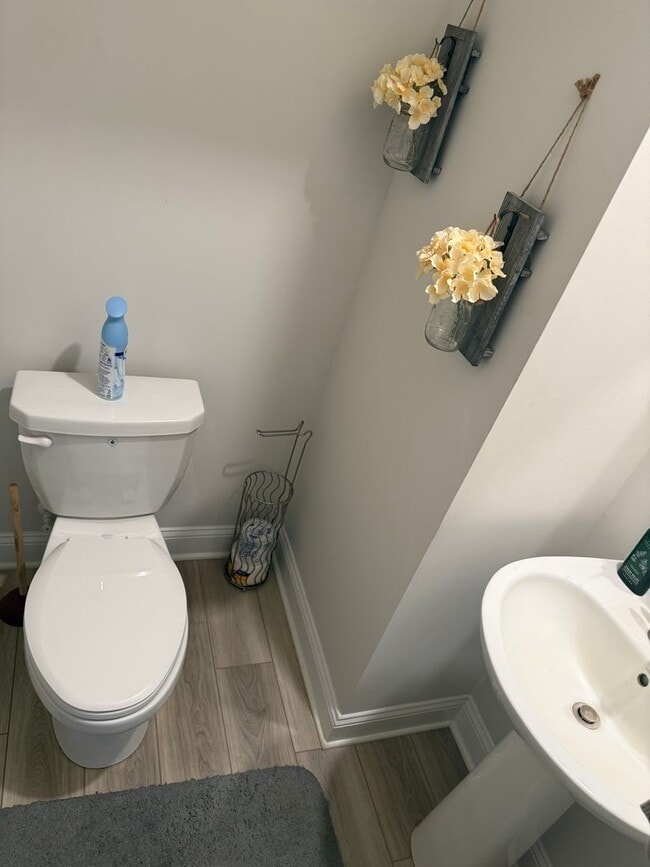 Building Photo - Plantation Lakes a golf community with numerous amenities for residents to enjoy.