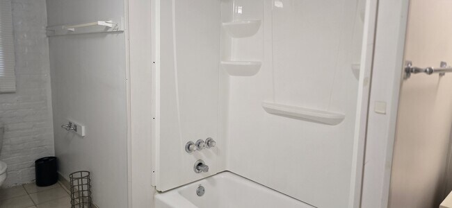 Building Photo - 3815 W St NW