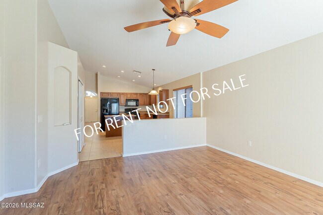 Building Photo - 8356 S Otis Dr