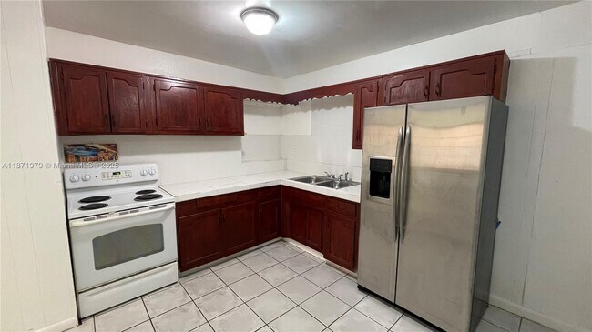Building Photo - 301 N 67th Ave