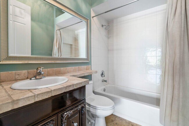 Building Photo - 9543 Barletta Winds Point