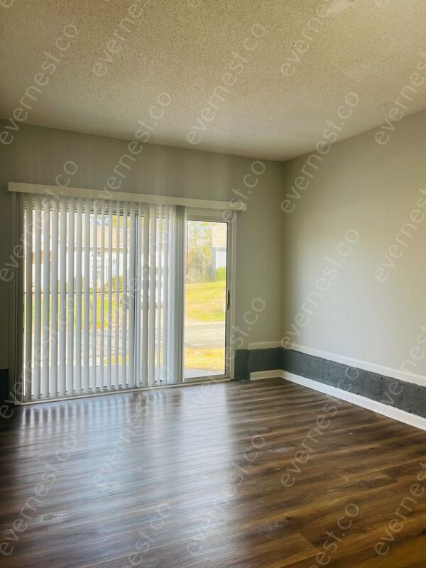 Building Photo - 9601 Marshbrooke Rd