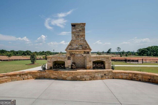 Building Photo - 4518 Hidden Creek Dr