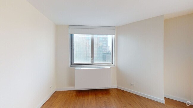 Building Photo - 606 1st Ave
