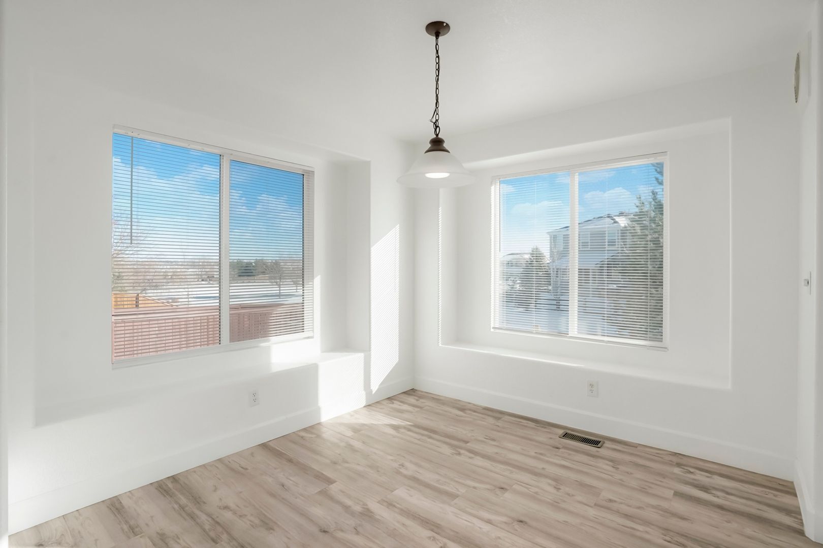 Building Photo - 11886 Trail Ct