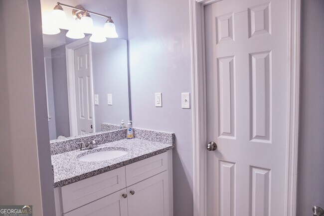 Building Photo - 248 Mill Creek Pl