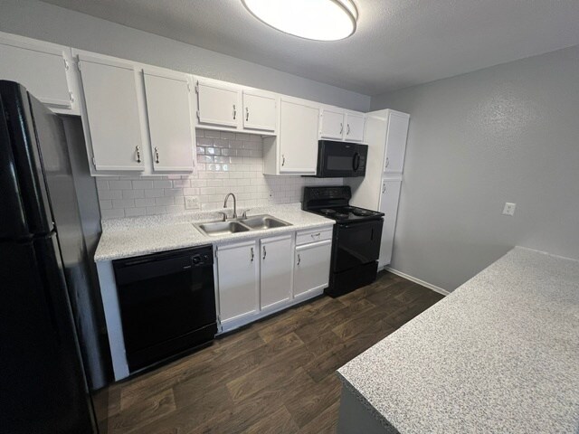 Building Photo - Raintree Apartments