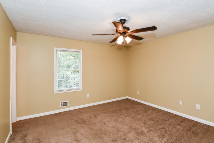 Building Photo - 4623 Hamlet Walk SE
