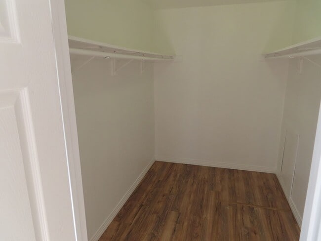 Building Photo - Three Bedroom Two Bath Home in La Mesa
