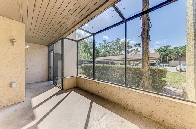 Building Photo - 935 Sunridge Way