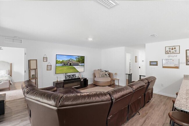 Building Photo - 8361 N Elkcam Blvd