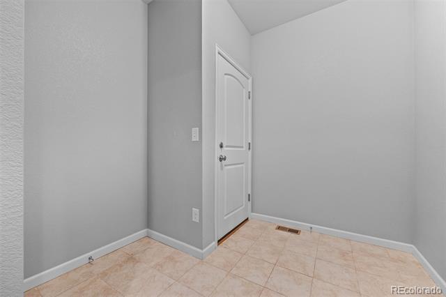 Building Photo - 984 McMurdo Cir