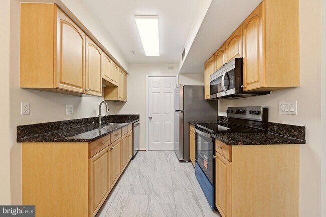 Building Photo - 2505 McVeary Ct