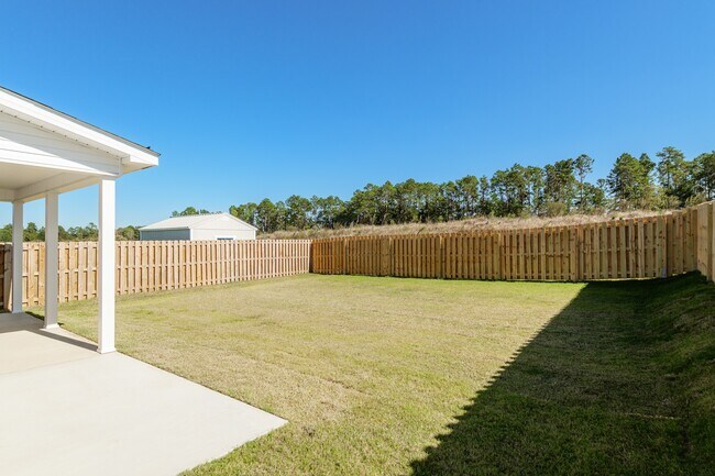 Building Photo - 8132-8132 Snelling Dr